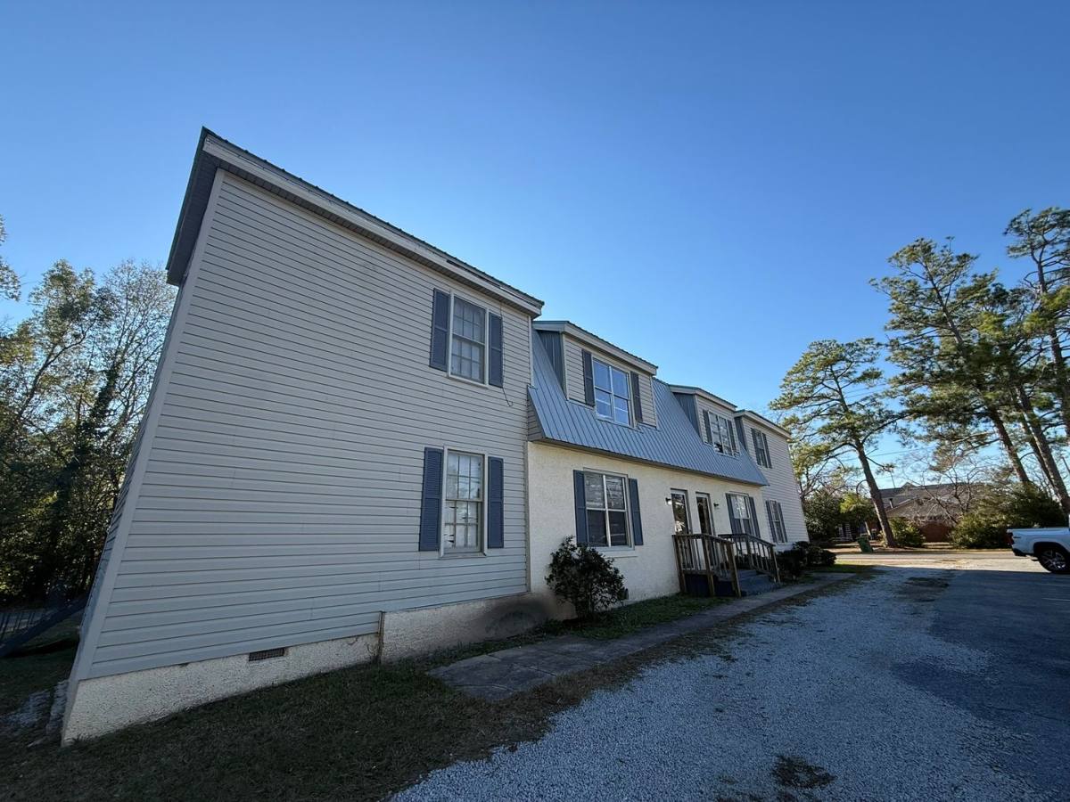 Apartment for rent at 214 E Grady St, Statesboro, GA 30458