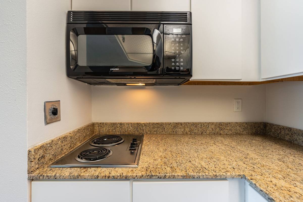 Apartment for rent at 15750 NE 15th St, Bellevue, WA 98008