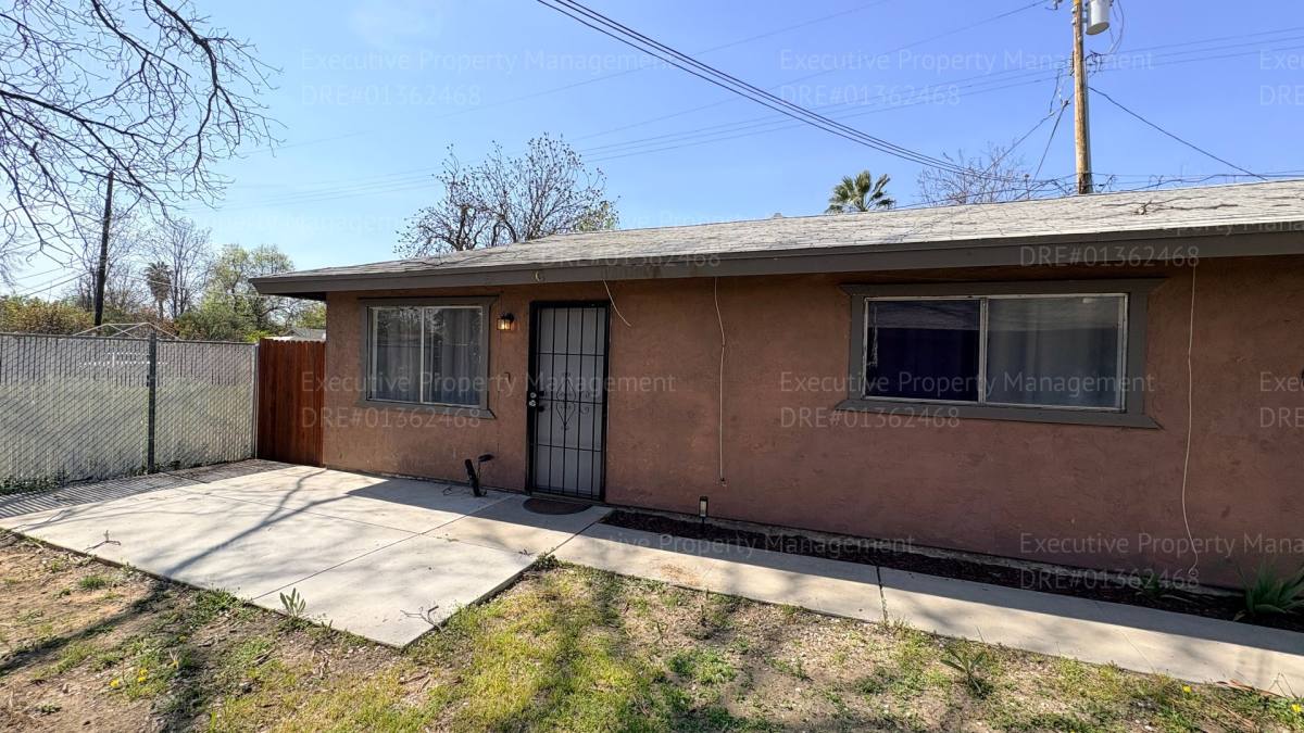 Apartment for rent at 605 8th St, Bakersfield, CA 93304