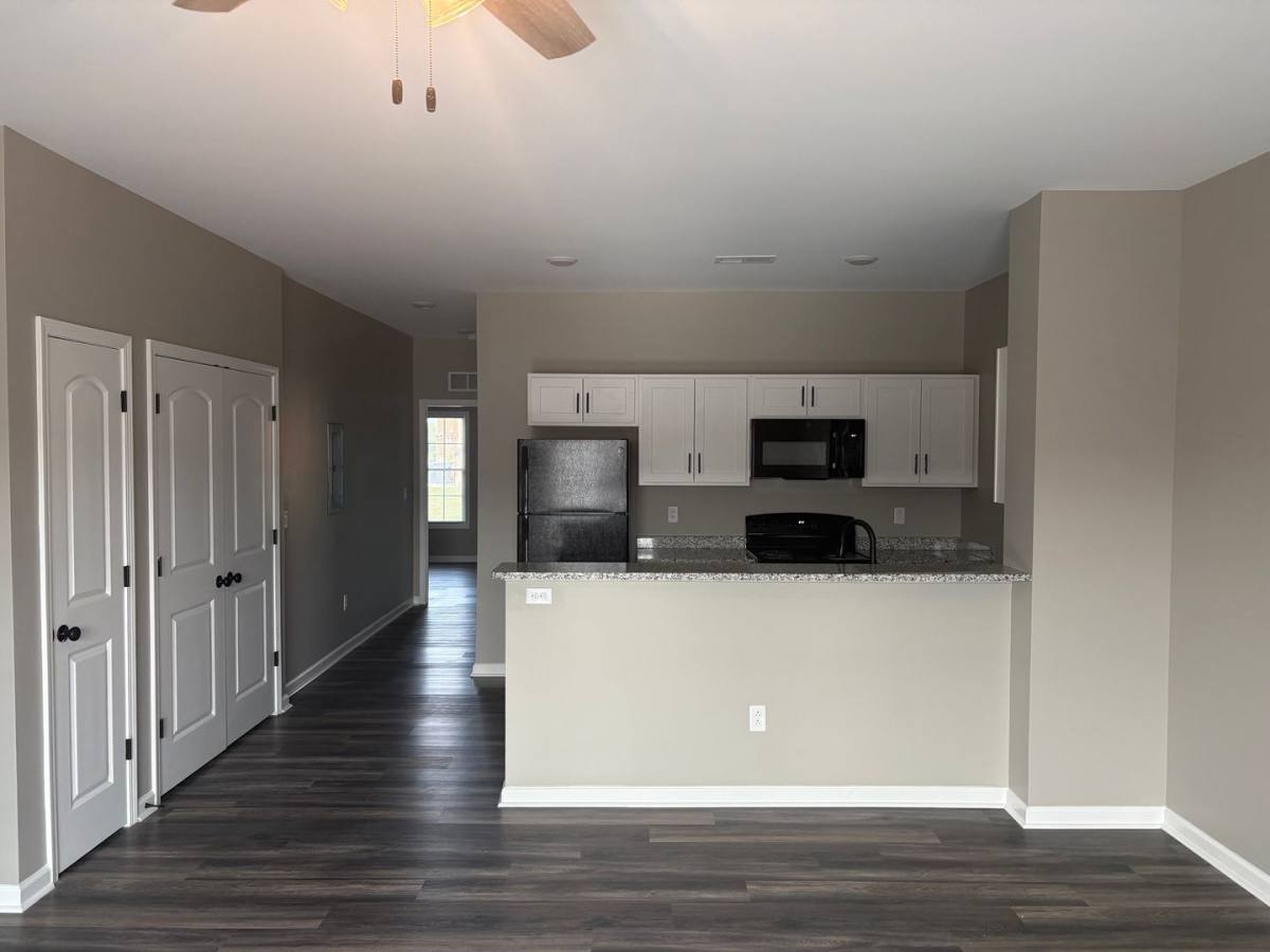 Apartment for rent at 232 Calumet Dr, Richmond, KY 40475