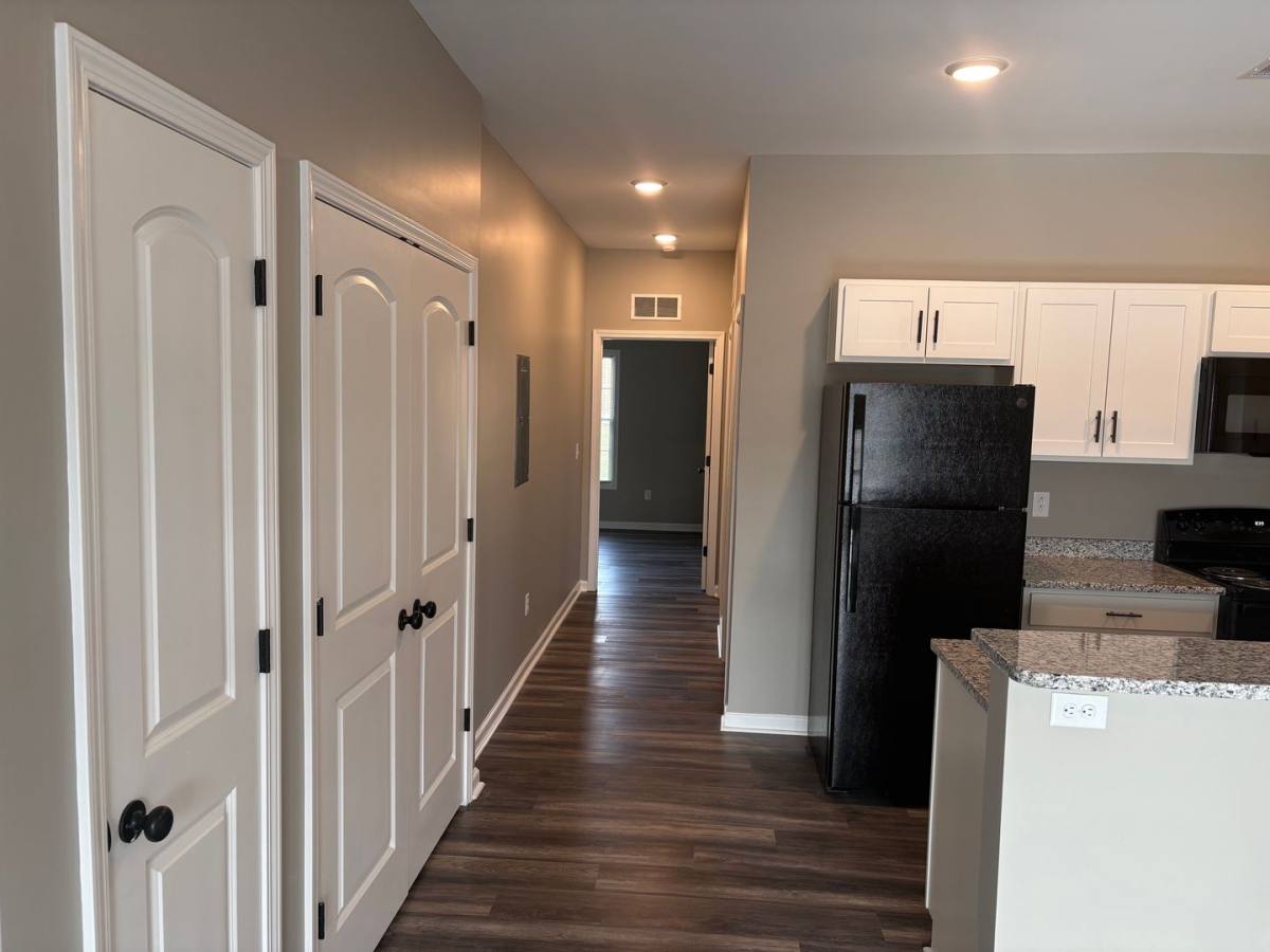 Apartment for rent at 232 Calumet Dr, Richmond, KY 40475