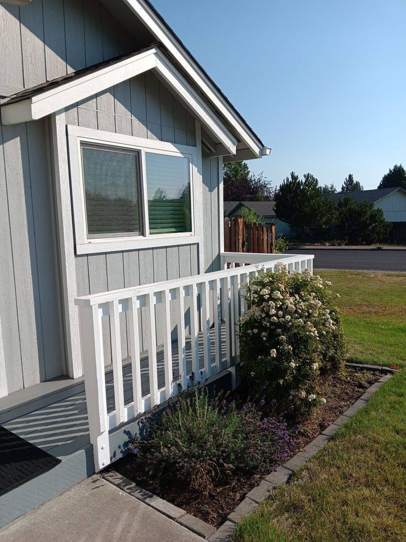 House for rent at 3092 NE Tahoe Court, Bend, OR 97701