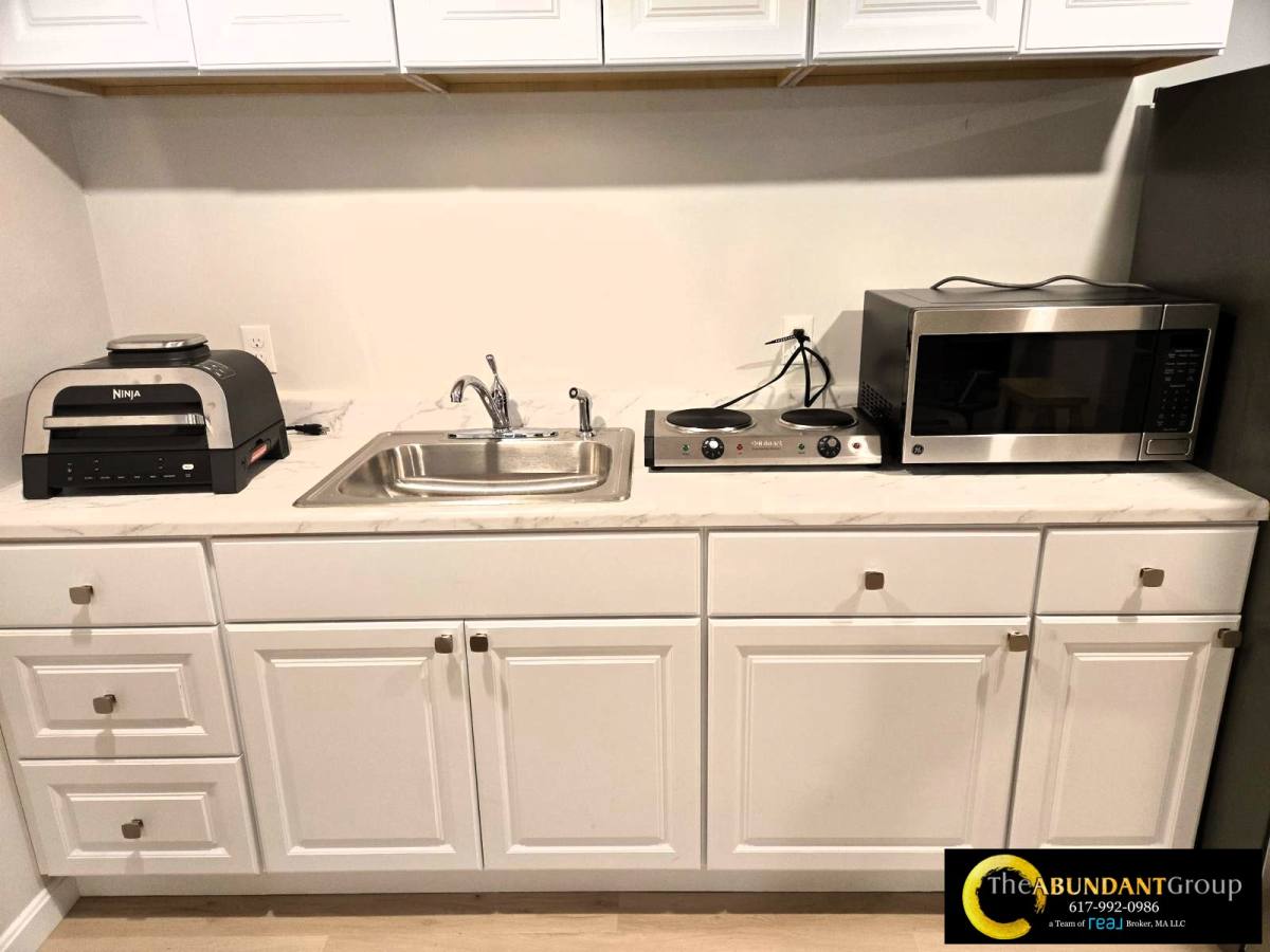 House for rent at 39 Cottage St, Stoneham, MA 02180