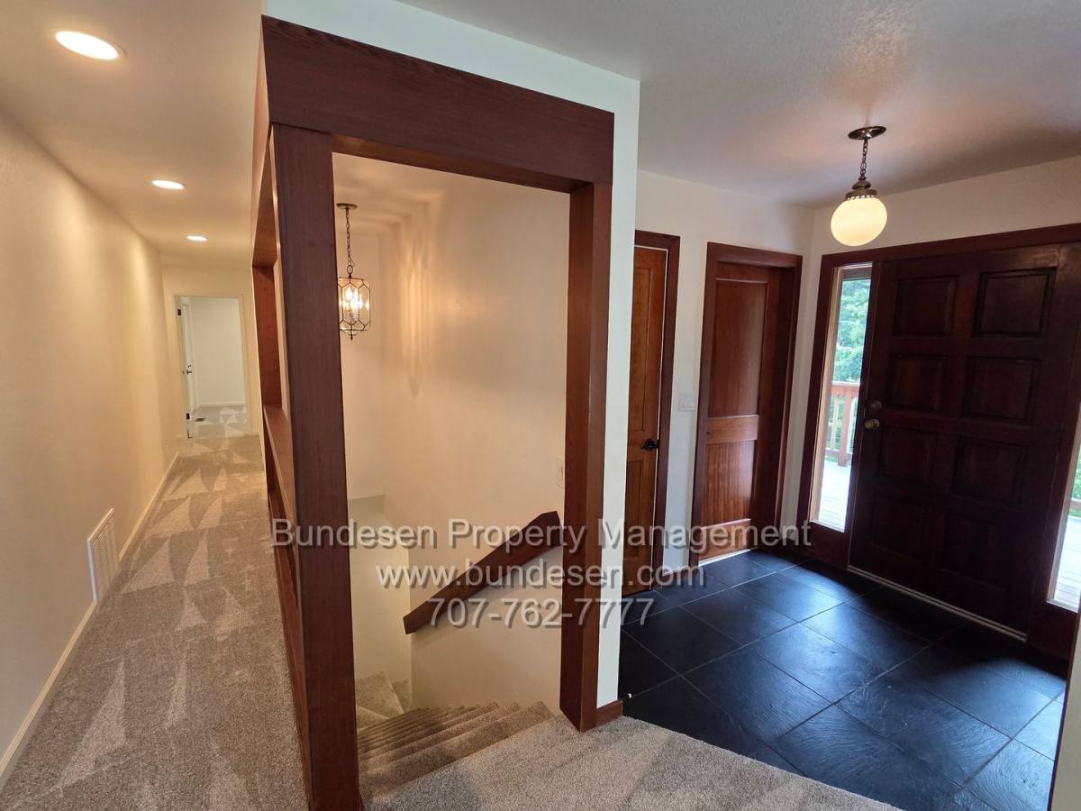 House for rent at 628 Canyon Rd, Novato, CA 94947