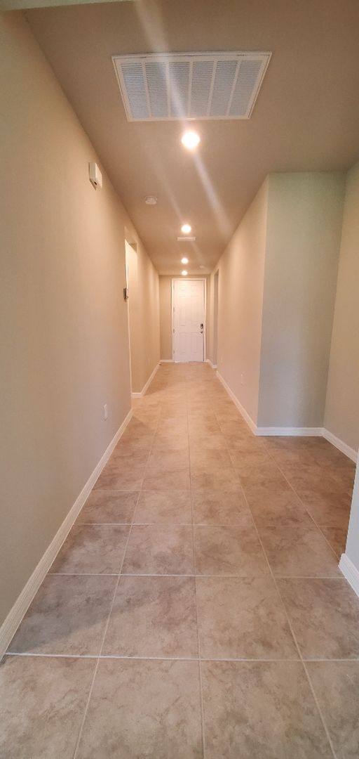 House for rent at 877 Cambridge Dr, Winter Haven, FL 33881