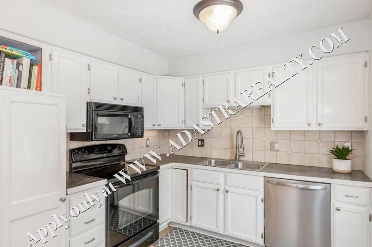 House for rent at 2715 Holmes St, Kansas City, MO 64109