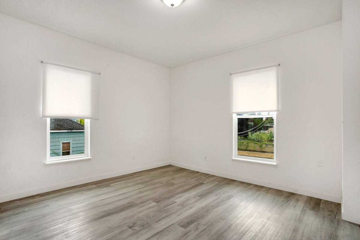 Apartment for rent at 450 SE 5th Ave, Hillsboro, OR 97123