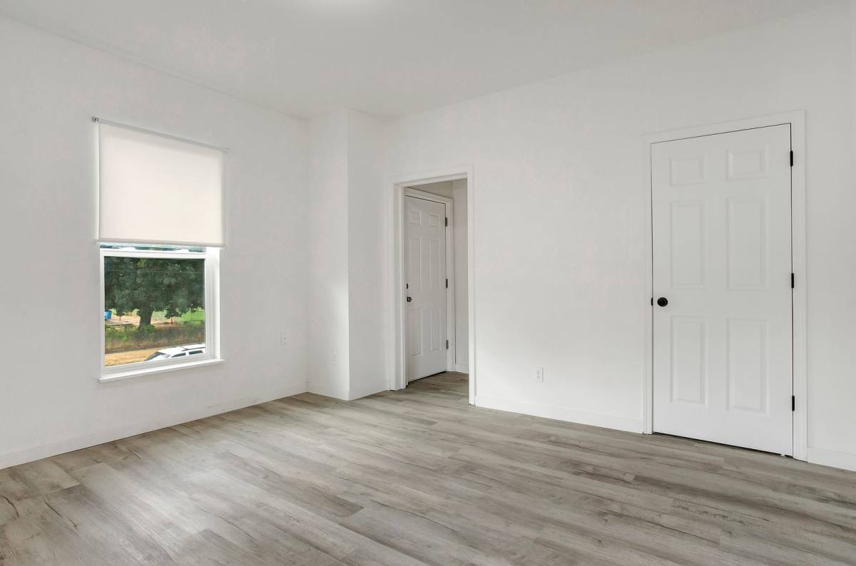 Apartment for rent at 450 SE 5th Ave, Hillsboro, OR 97123