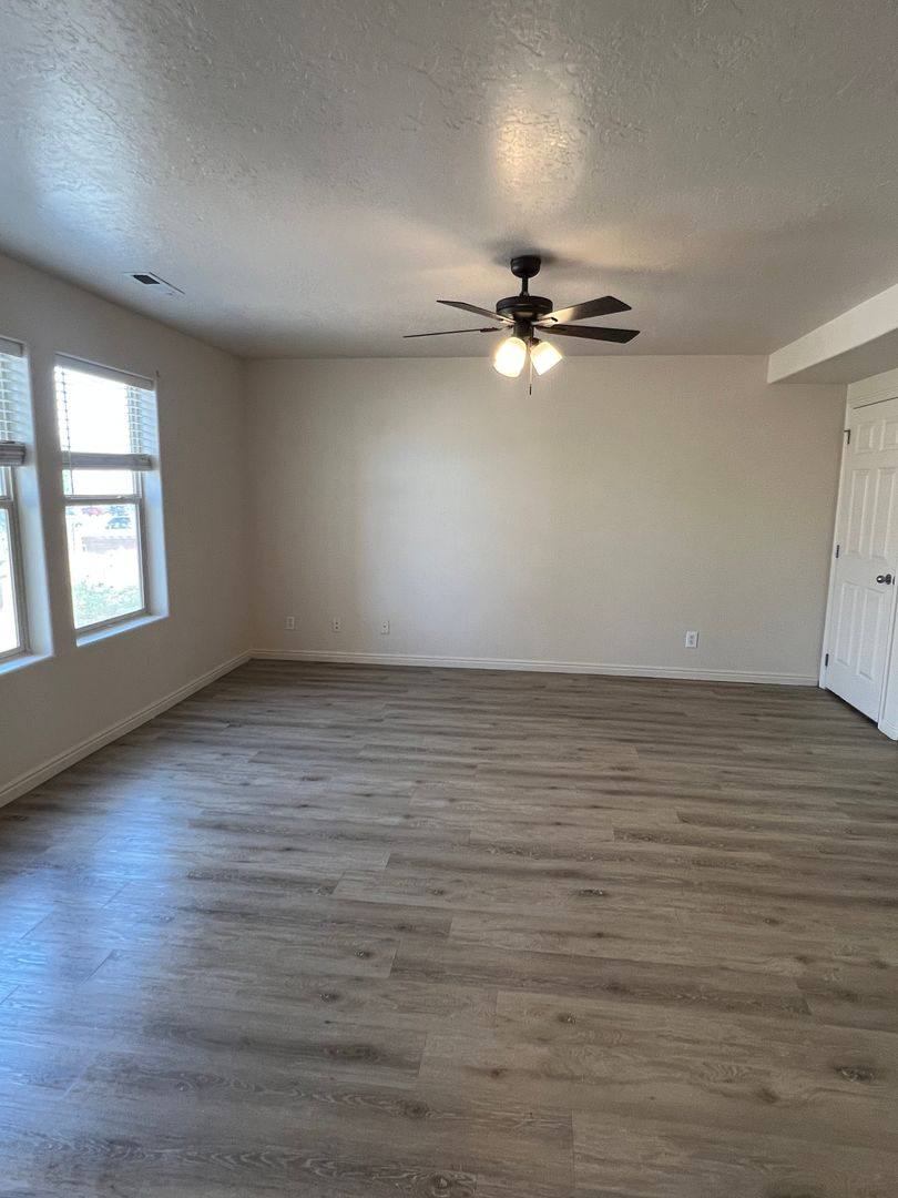 House for rent at 296 N Torrey Pines Dr, Cedar City, UT 84721