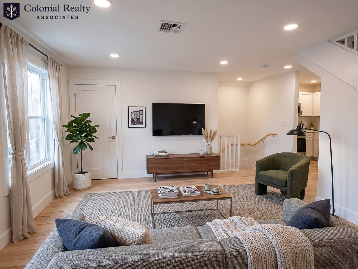 Townhouse for rent at 69 Elm St #2, Watertown, MA 02472