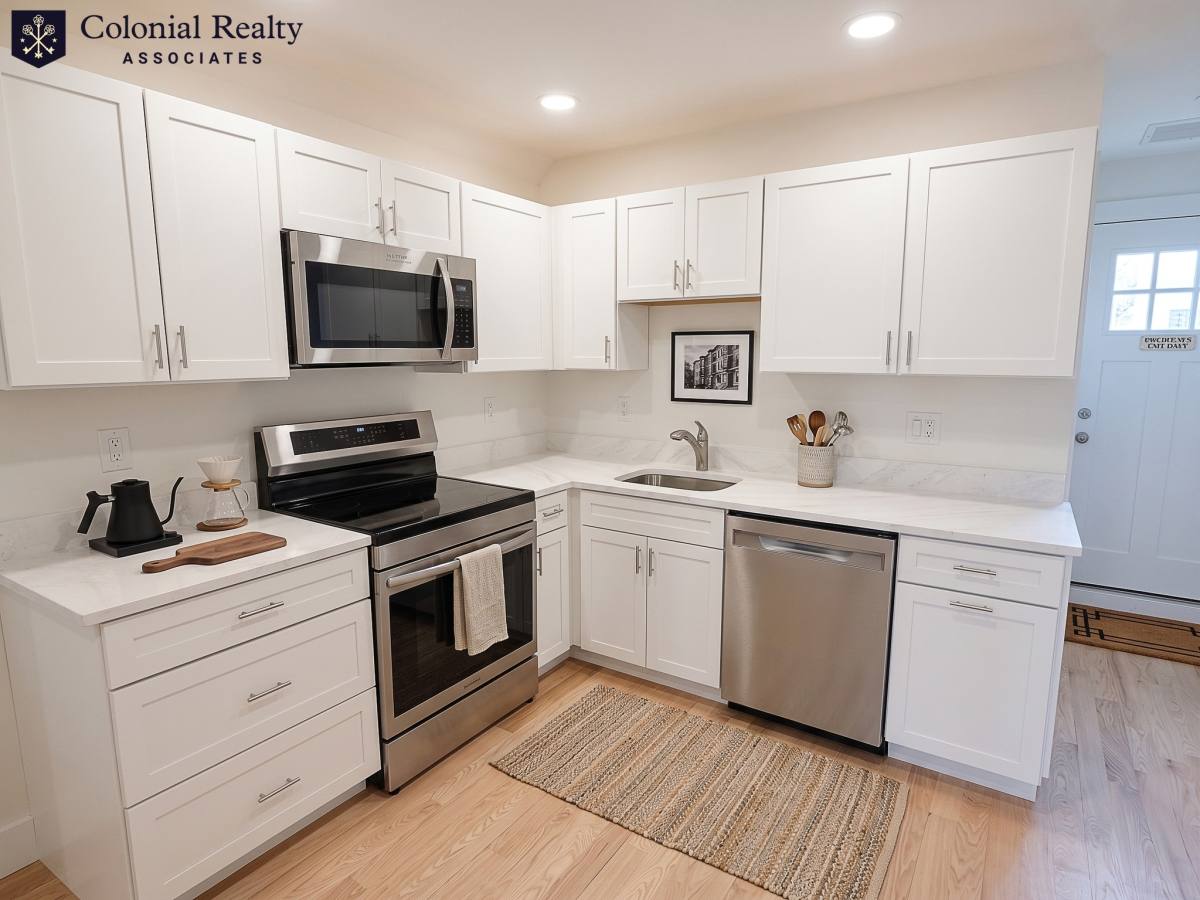 Townhouse for rent at 69 Elm St #2, Watertown, MA 02472
