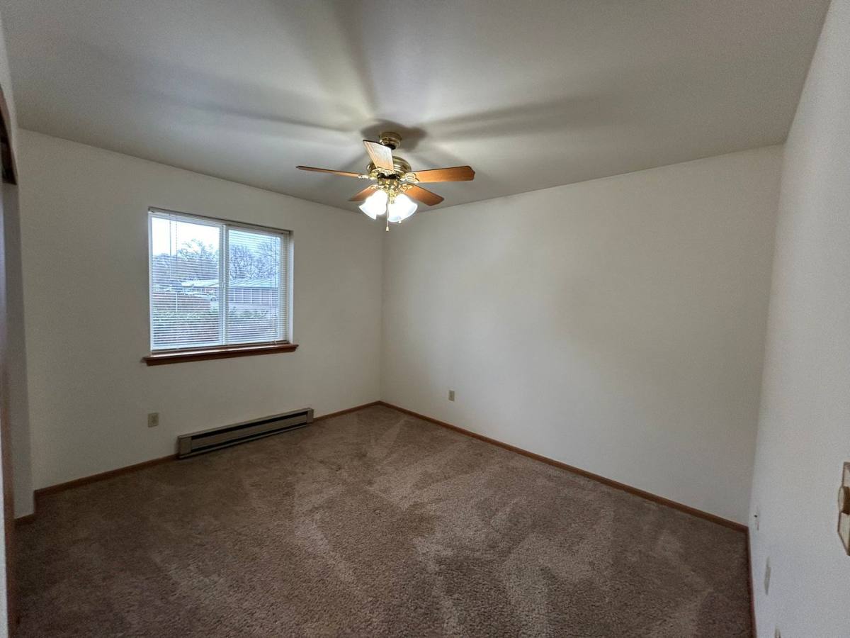 Apartment for rent at 1948-1976 Colony Court, Beloit, WI 53511