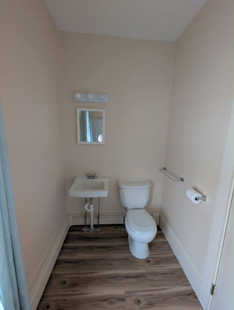 Apartment for rent at 145 Center St, Bangor, ME 04401