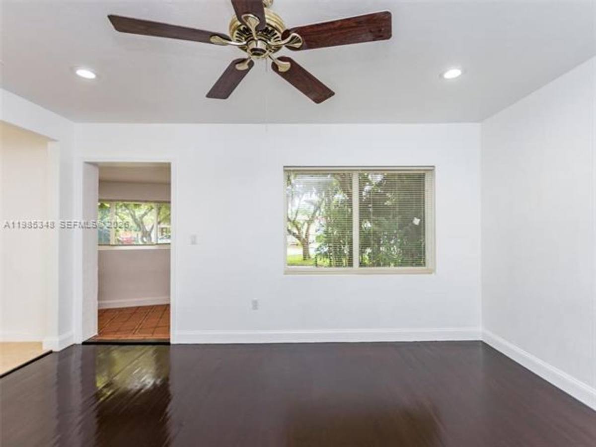 House for rent at 6300 NW 41st St, Miami, FL 33166