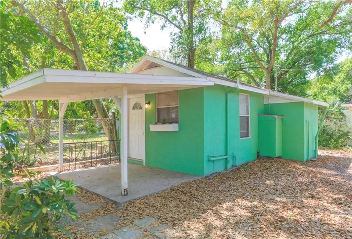 Apartment for rent at 8724 N Tampa St, Tampa, FL 33604