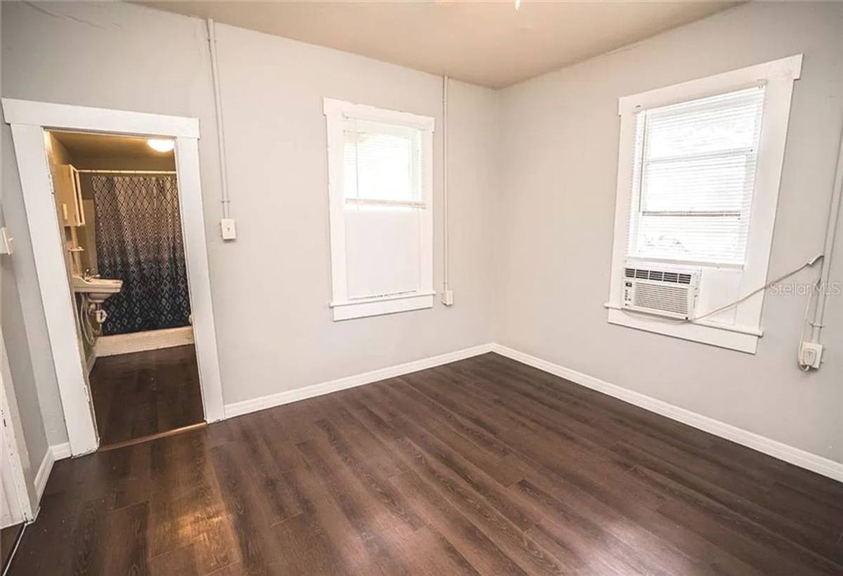 Apartment for rent at 8724 N Tampa St, Tampa, FL 33604