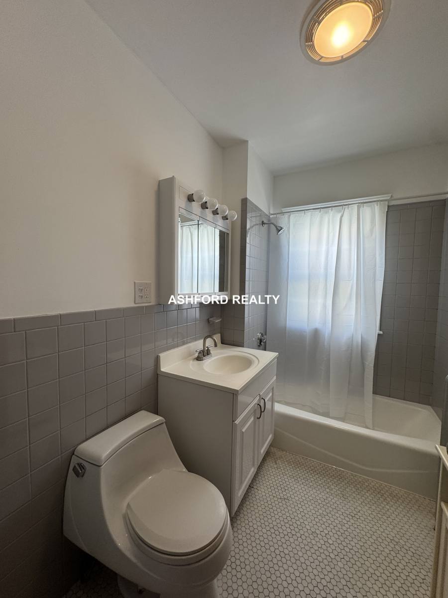 House for rent at 36 Commonwealth Rd #2, Watertown, MA 02472