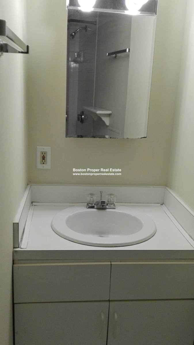 Condo for rent at 40 Saint Botolph #46, Boston, MA 02116