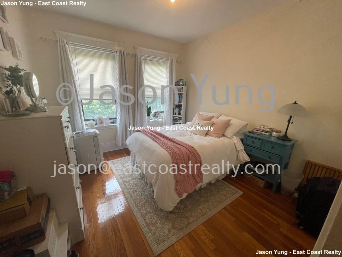 Apartment for rent at 1482 Beacon St #33, Brookline, MA 02446