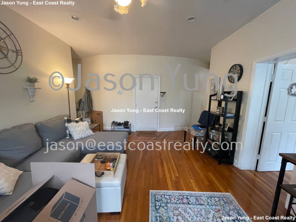 Apartment for rent at 1482 Beacon St #33, Brookline, MA 02446