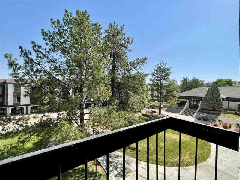 Condo for rent at 3150 Lakeside Dr, Grand Junction, CO 81506
