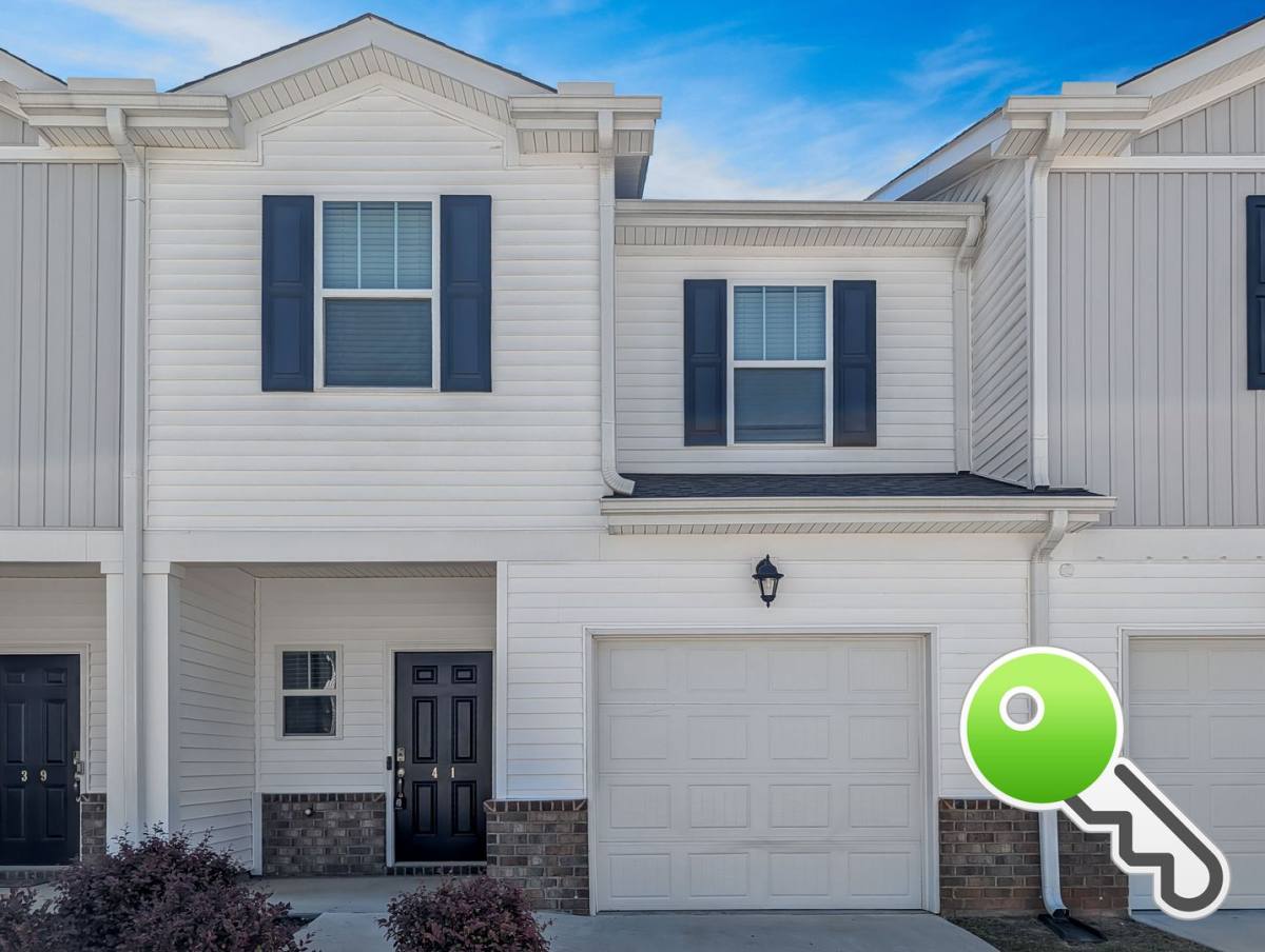 Townhouse for rent at 41 Beachley Place, Simpsonville, SC 29680