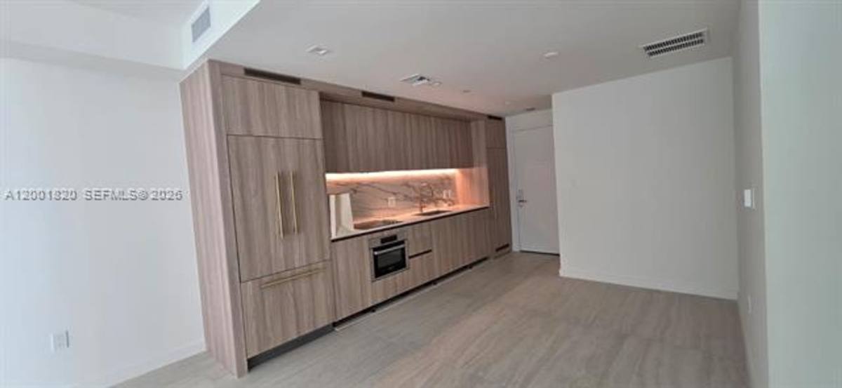 Apartment for rent at 77 SE #5, Miami, FL 33131
