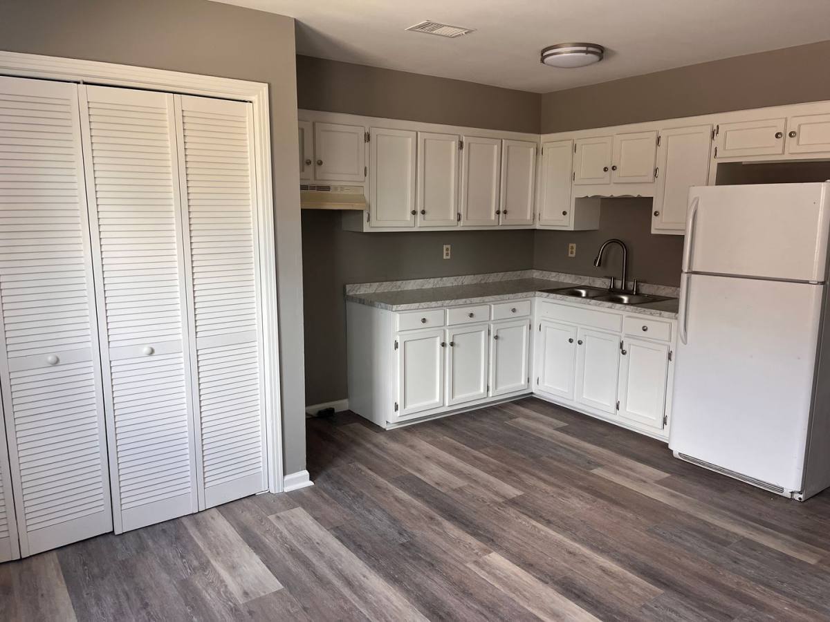 Townhouse for rent at 200 Watson Rd, Springfield, TN 37172