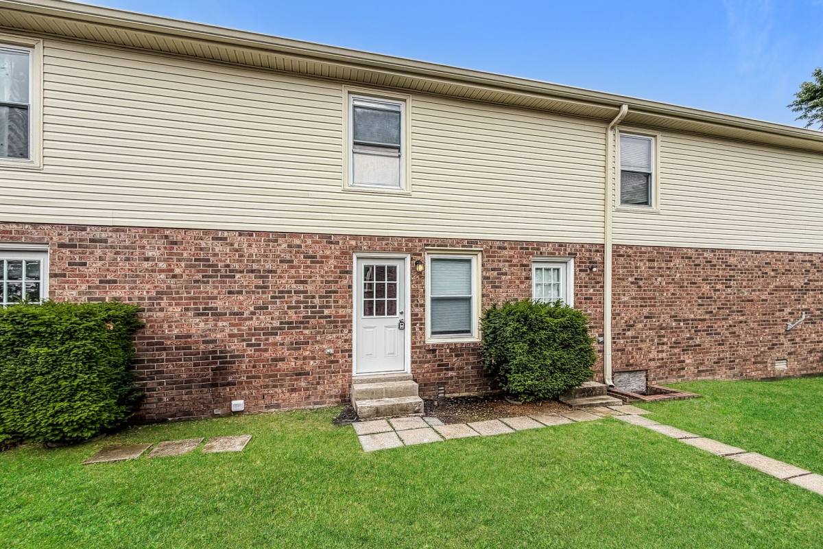 Townhouse for rent at Watson Road, 200 Watson Rd, Springfield, TN 37172
