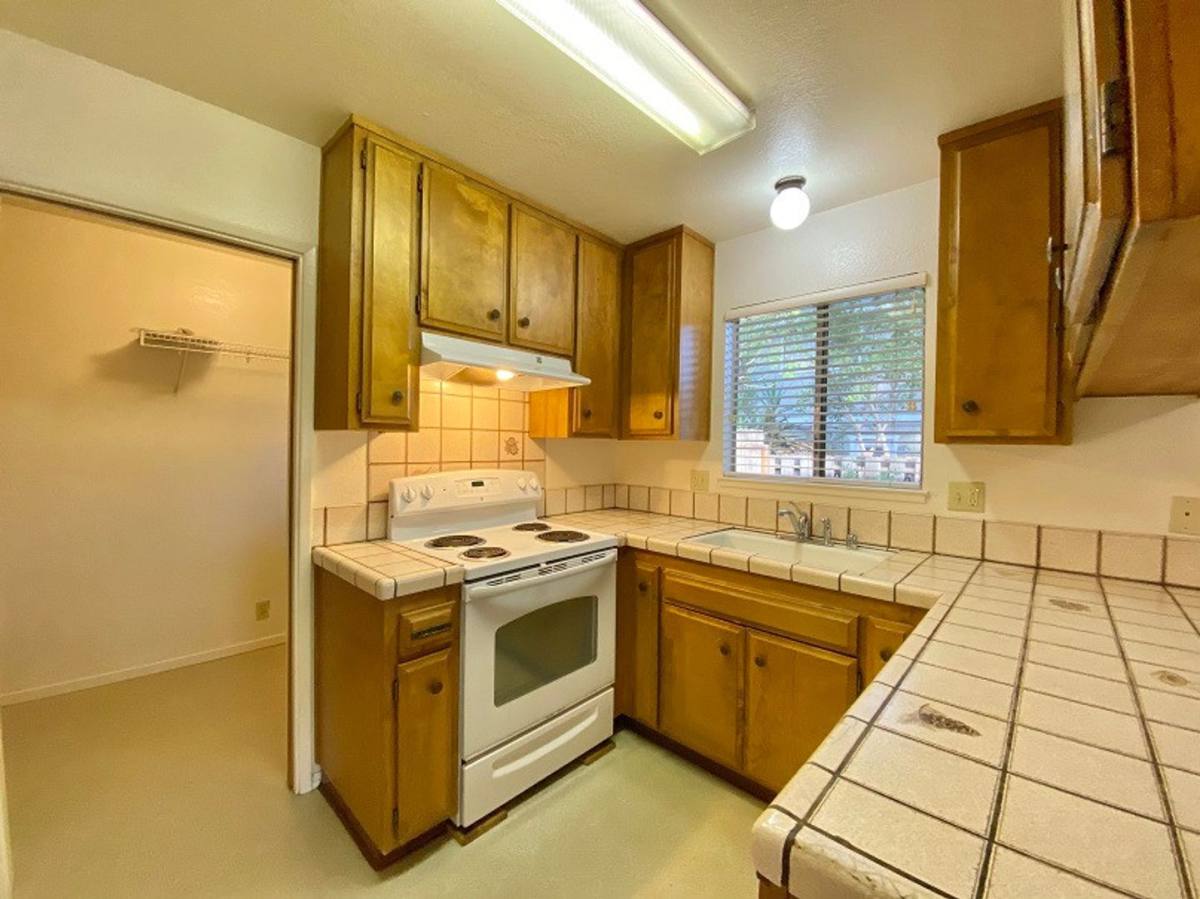 Apartment for rent at 2224-2252 Clay St, Napa, CA 94559