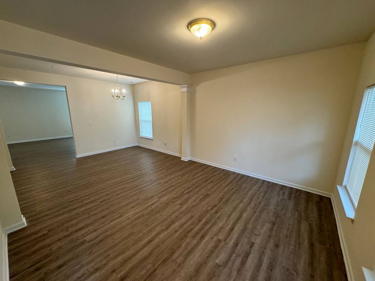 House for rent at 1420 Ladora Dr, Charlotte, NC 28262