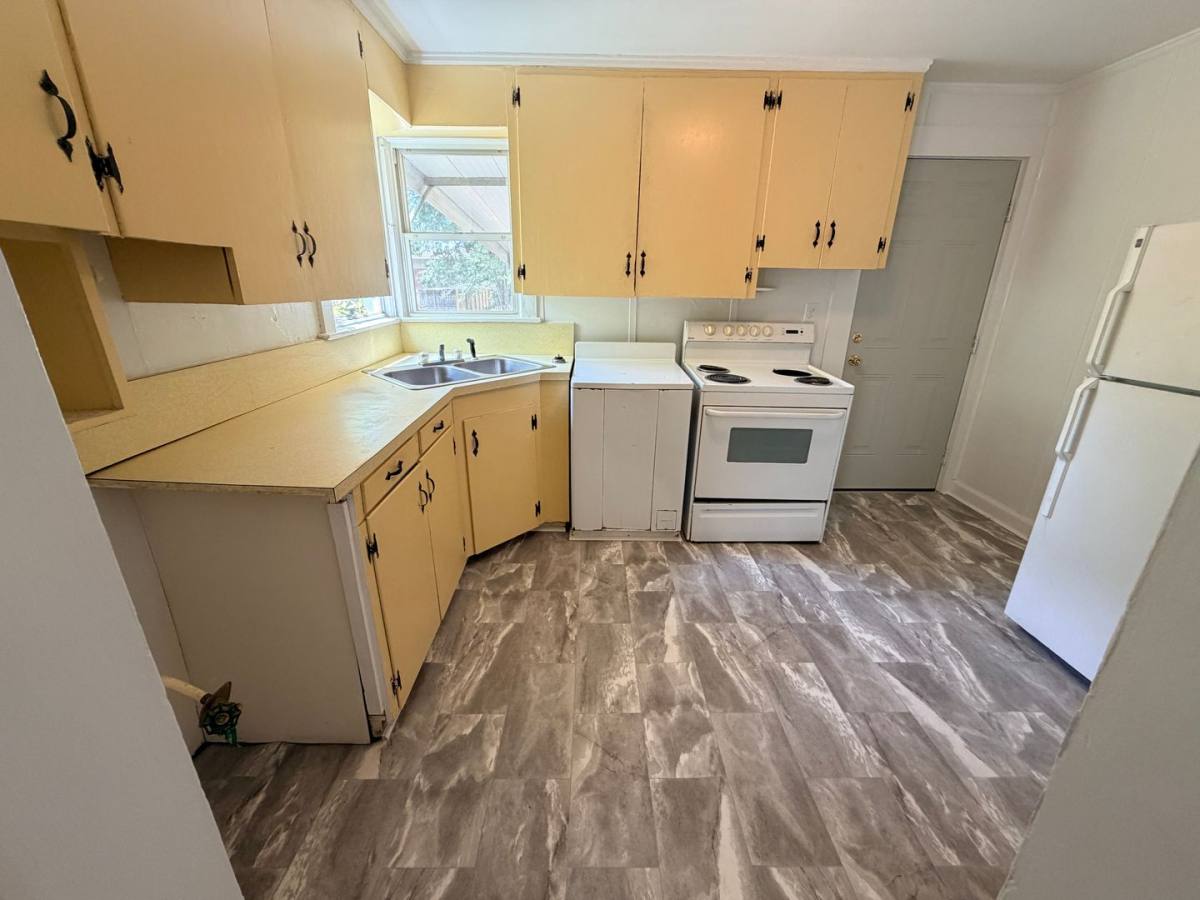 House for rent at 713 Lakeland Ave, Valdosta, GA 31602