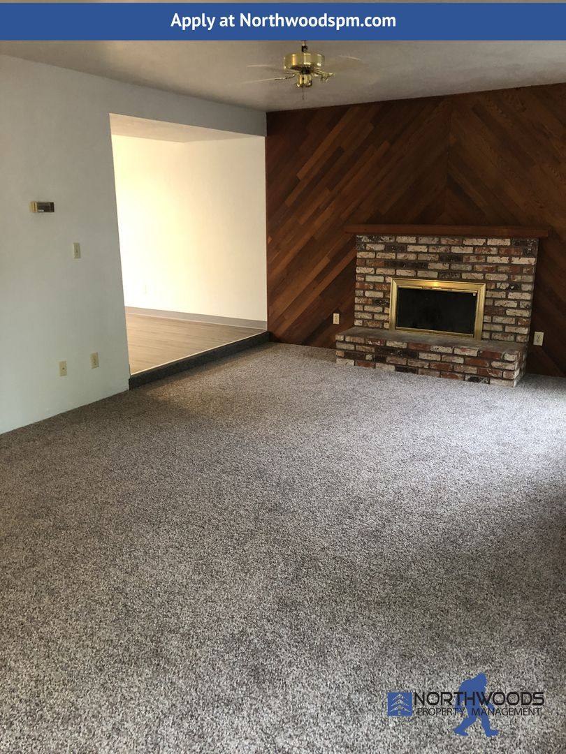 Townhouse for rent at 1202 Morrow Rd #C, Medford, OR 97504