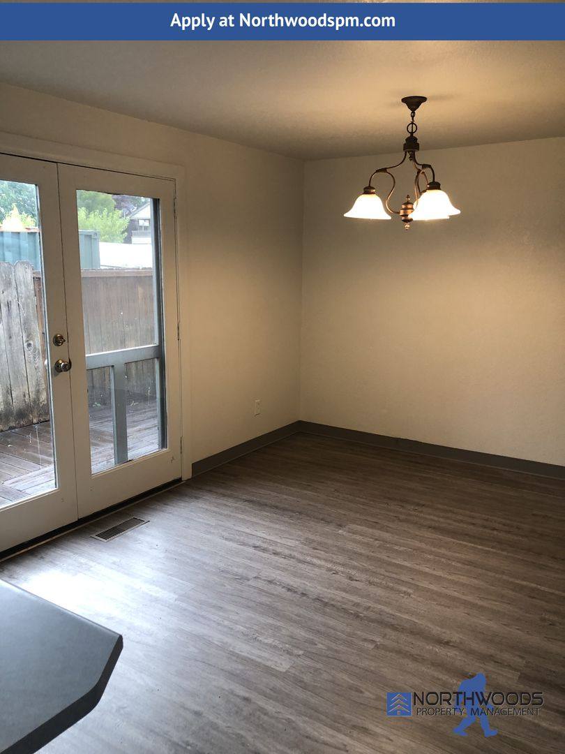 Townhouse for rent at 1202 Morrow Rd #C, Medford, OR 97504
