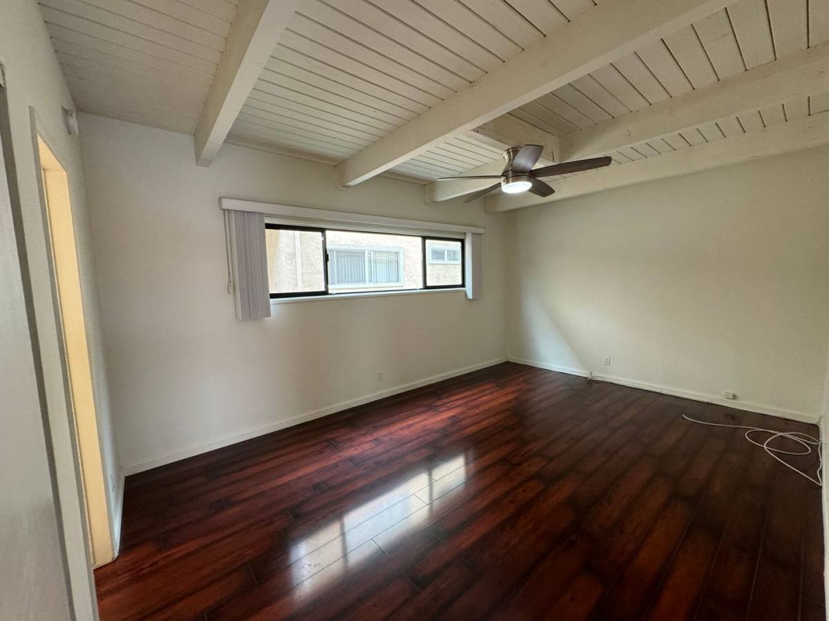Apartment for rent at 3538 Keystone Ave, Los Angeles, CA 90034