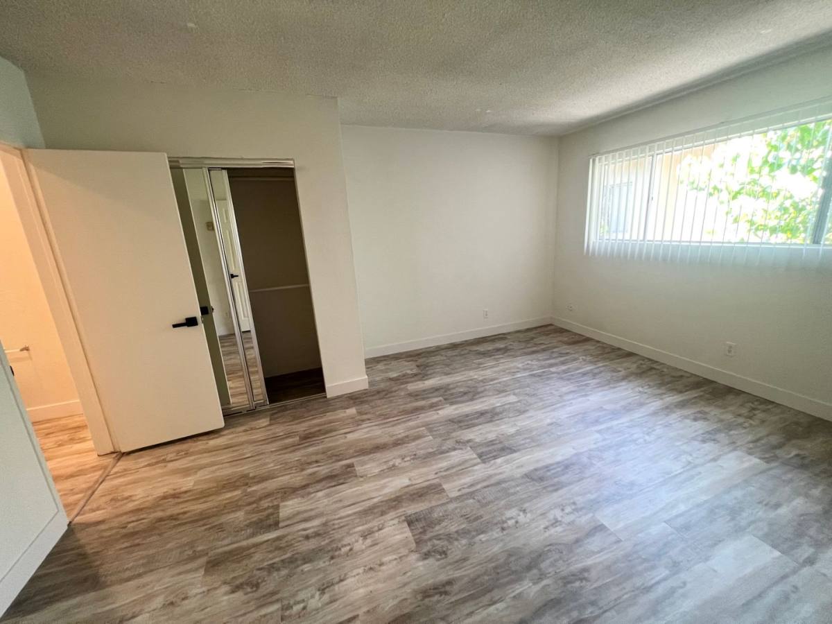 Apartment for rent at 3359 Mentone Ave, Los Angeles, CA 90034