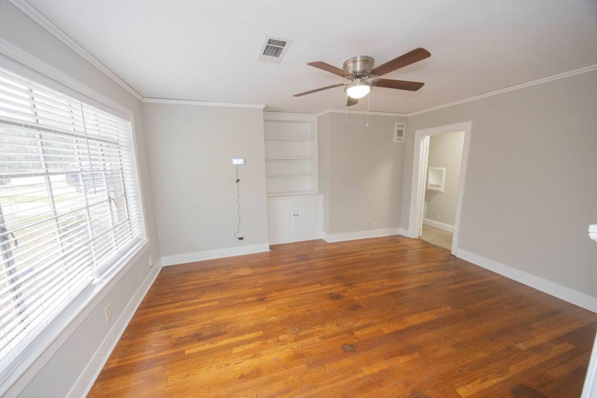 Apartment for rent at 2058 Woodley Rd, Montgomery, AL 36111
