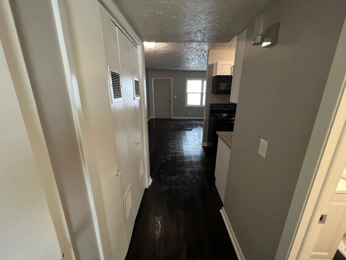 Apartment for rent at 538 N 24th St, Lincoln, NE 68503