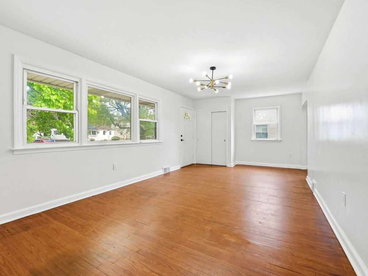 House for rent at 120 Webster Ave, Stratford, NJ 08084