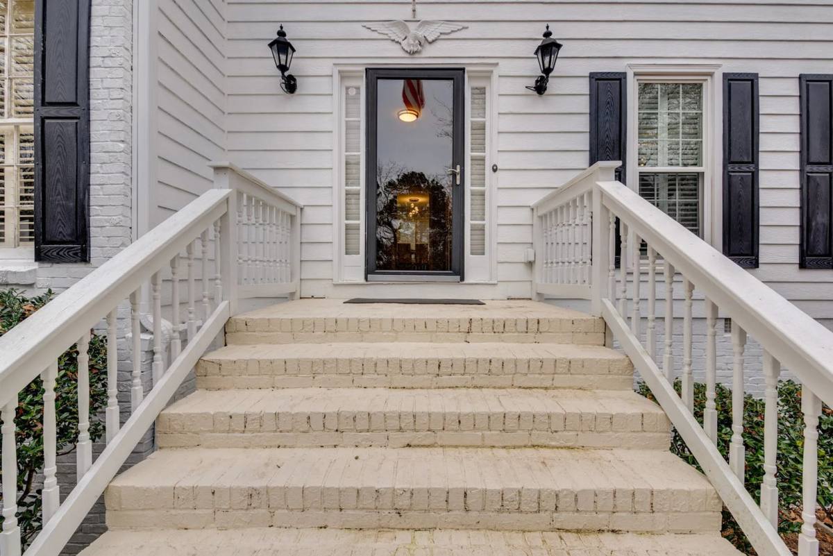 House for rent at 2093 Breconridge Dr SW, Marietta, GA 30064