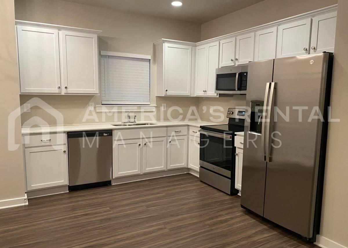 House for rent at 240 Avalon Way, Clanton, AL 35045