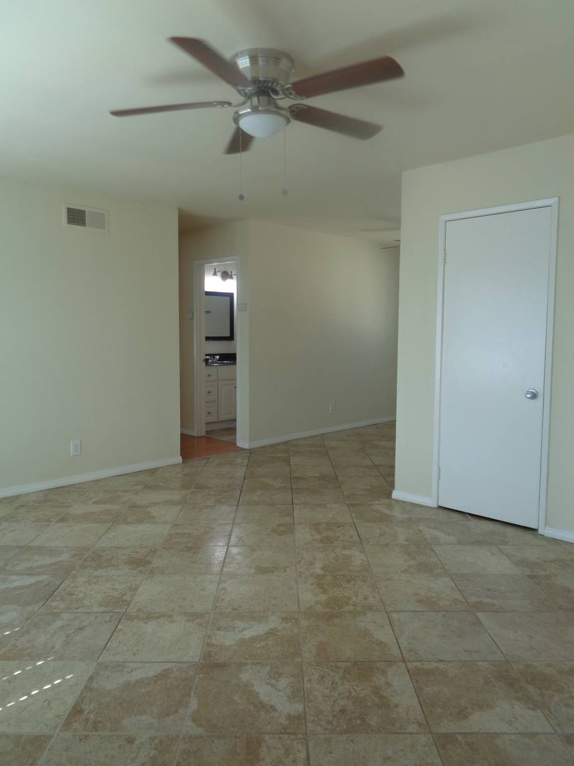 Apartment for rent at 607 E Utica Ave, Huntington Beach, CA 92648