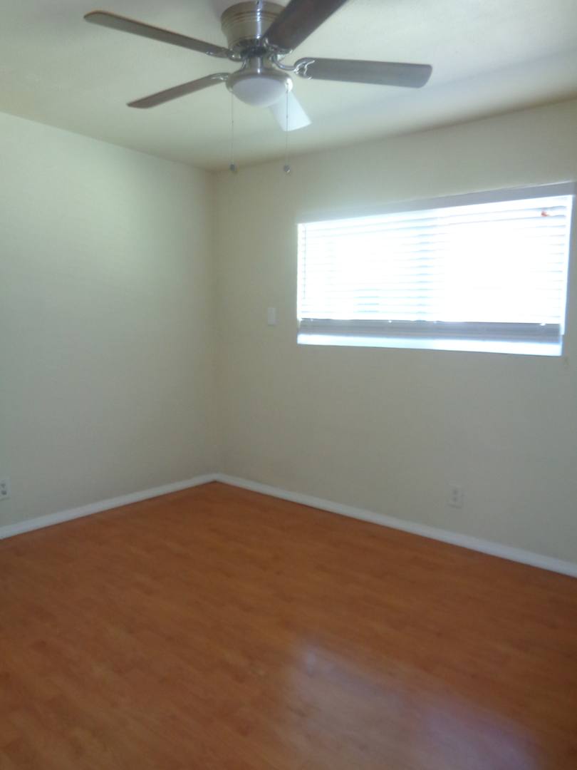 Apartment for rent at 607 E Utica Ave, Huntington Beach, CA 92648