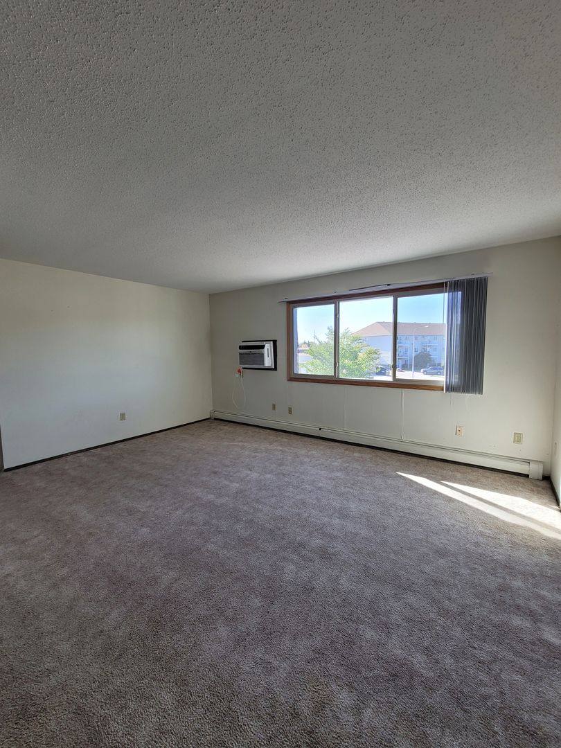 Apartment for rent at 904 16th St N, Fargo, ND 58102