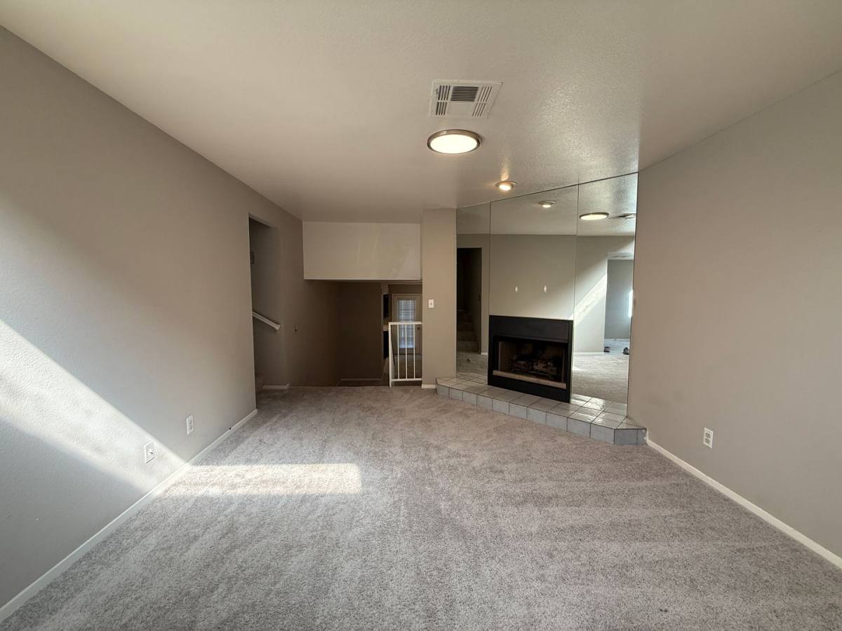 Townhouse for rent at 3980 Tirana Way, Las Vegas, NV 89103