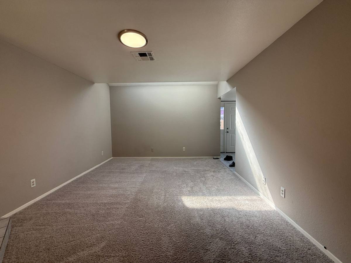 Townhouse for rent at 3980 Tirana Way, Las Vegas, NV 89103