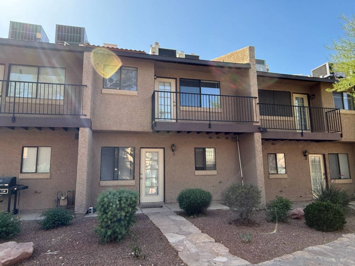 Townhouse for rent at 3980 Tirana Way, Las Vegas, NV 89103