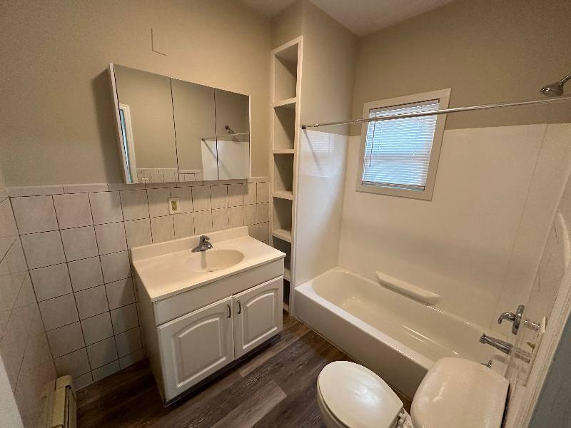 House for rent at 1131 Main St #DETACHED Home 120 Kn, Paterson, NJ 07503