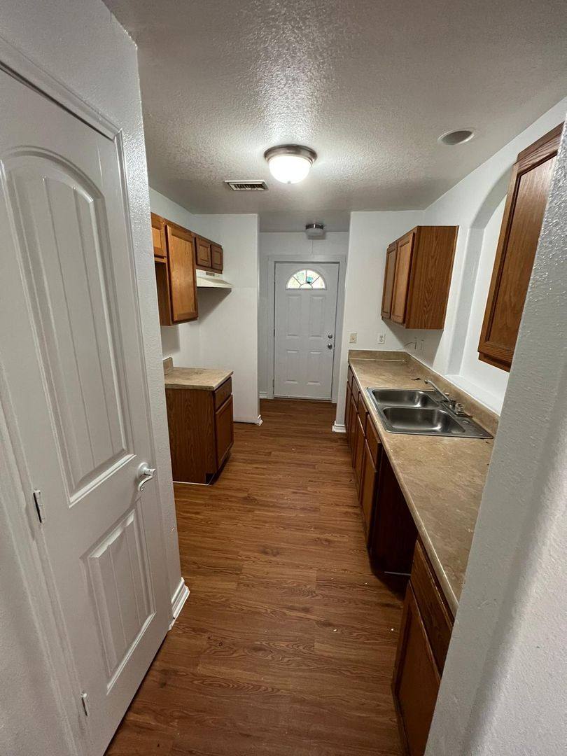 House for rent at 795 Devilleneuve St, Beaumont, TX 77701
