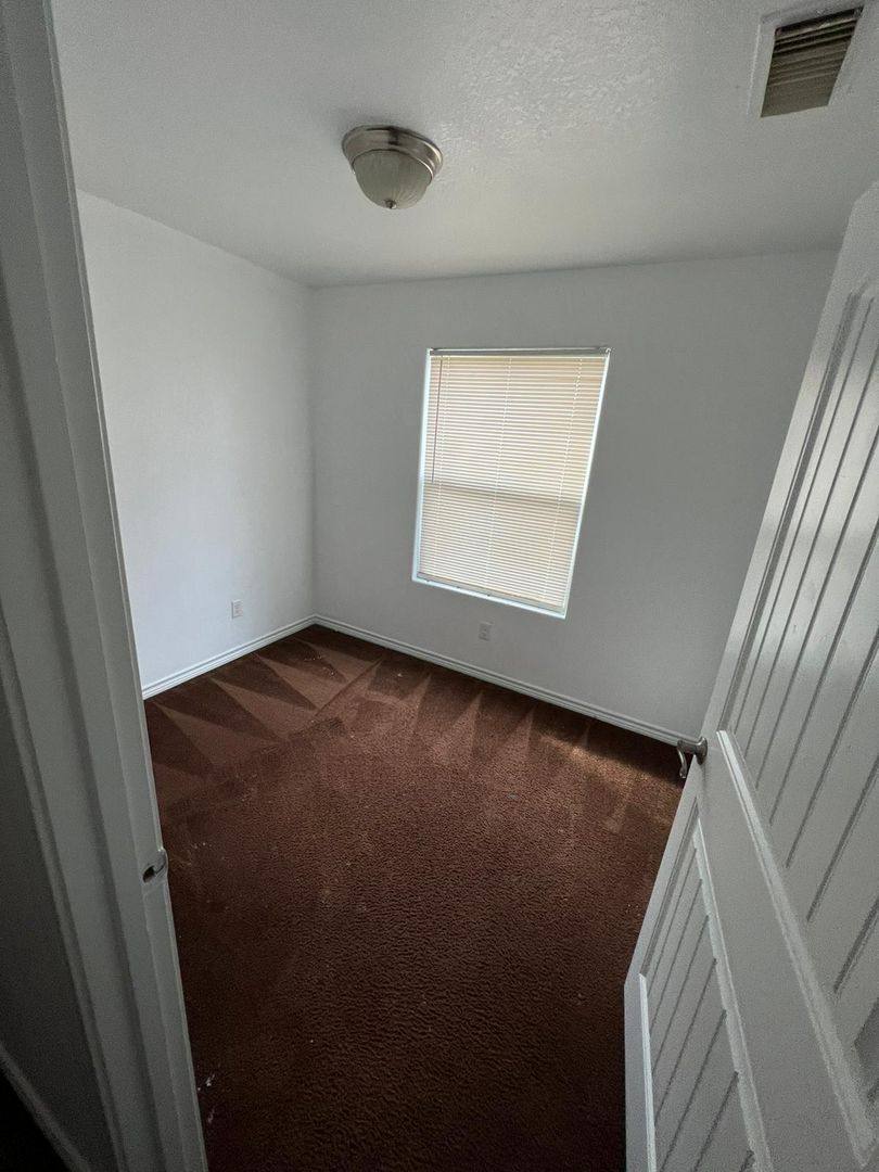 House for rent at 795 Devilleneuve St, Beaumont, TX 77701